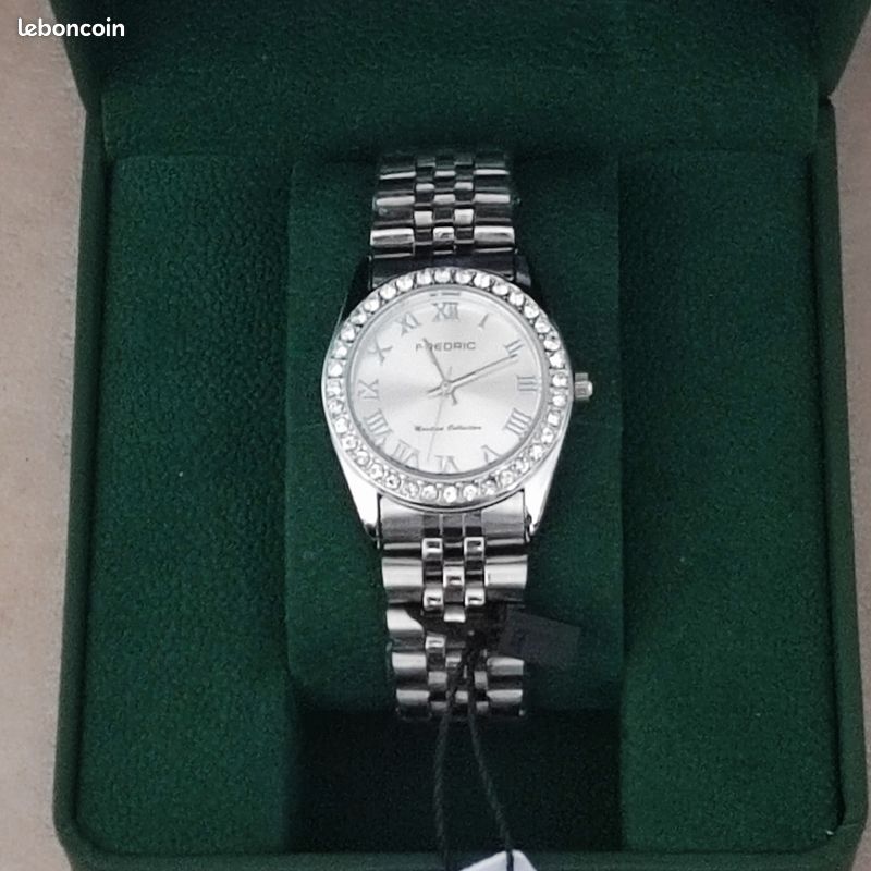 Montre Femme Kamelia - Argenté Et Gris - Neuve Avec Léger Défaut (sans étiquettes)