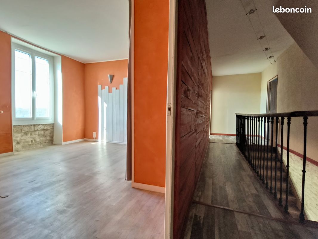 Maison 4 pièces 148 m² - Sainte-Eanne 79800 (image principale 6)