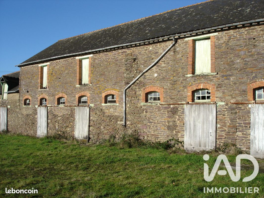 Maison 12 pièces 1200 m² · à Le Verger · 1 200 m² · 298 000 €
