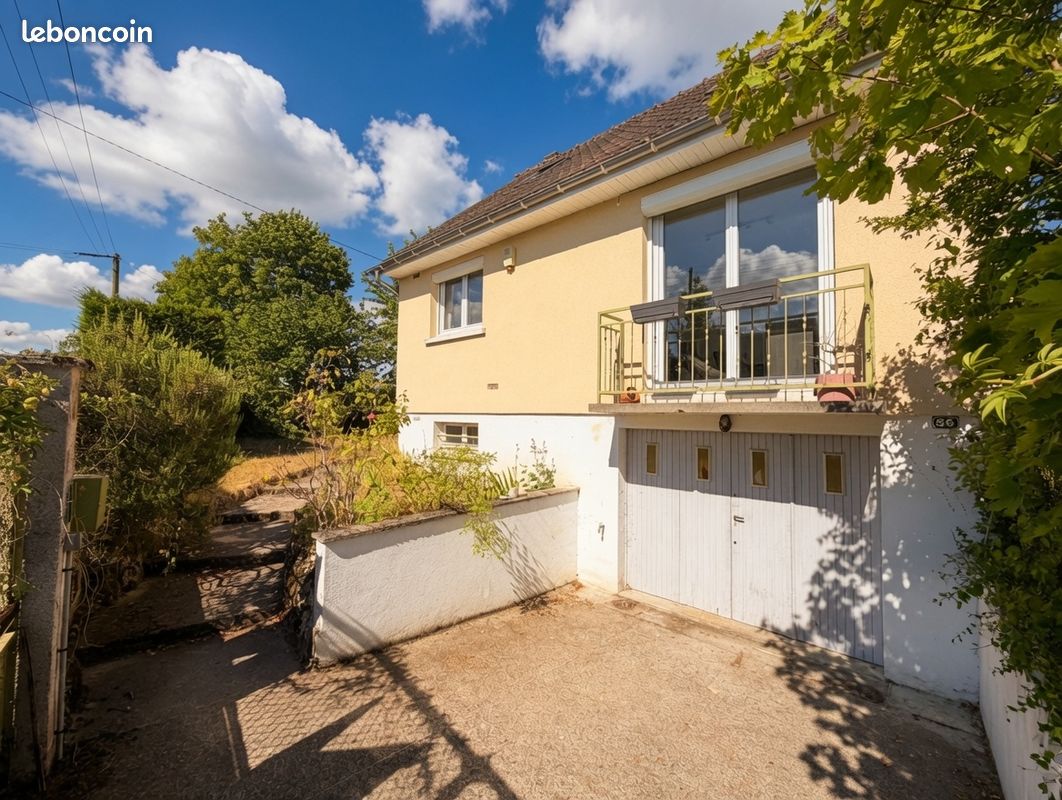 Maison 6 pièces 81 m² · à Moret-Loing-Et-Orvanne · 81 m² · 235 000 €
