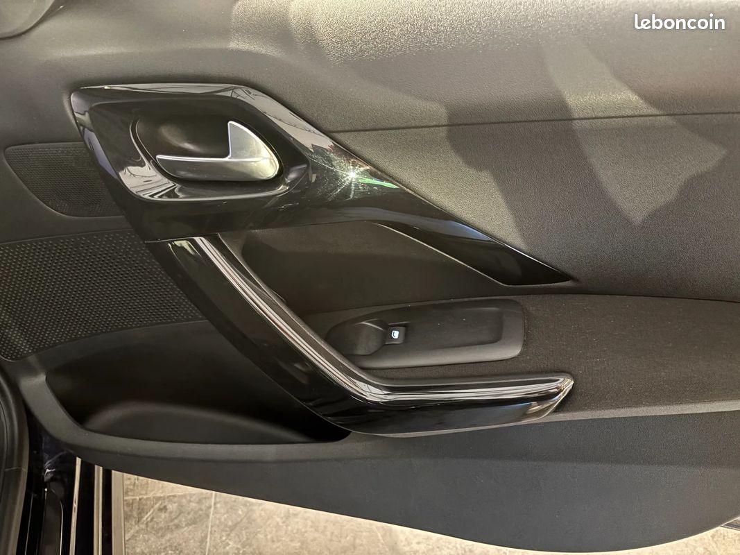 CITROEN C3 1.5 D 102ch FEEL - 2019 - Phares LED - Bluetooth - Climatisation - Régulateur de vitesse - GPS (image 17)