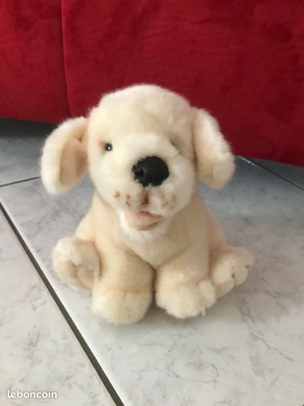 Petit chien en peluche (image 3)