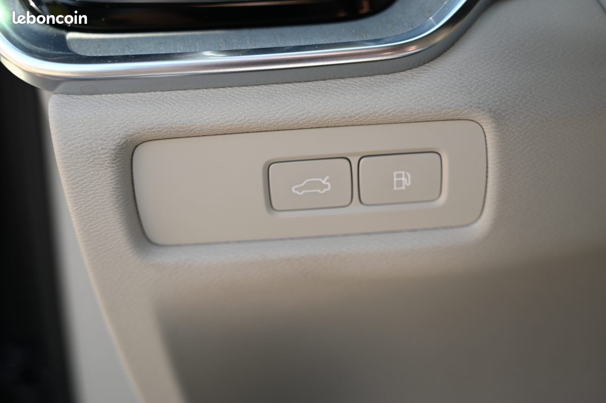 Volvo s60 t6 awd 253+145ch ultimate style chrome plug-in-hybrid 04/2024 tva recuperable (image 20)