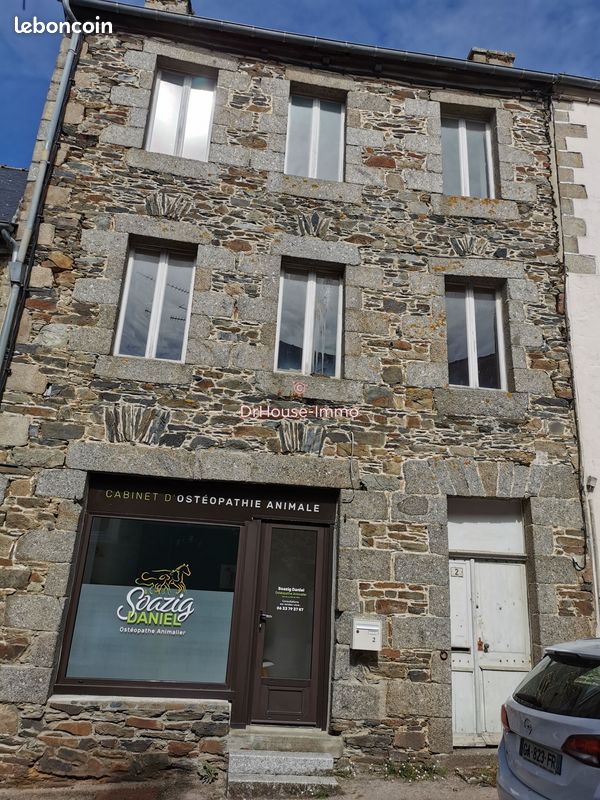 Immeuble 4 pièces 87 m² · à La Roche-Jaudy · 87 m² · 82 500 €