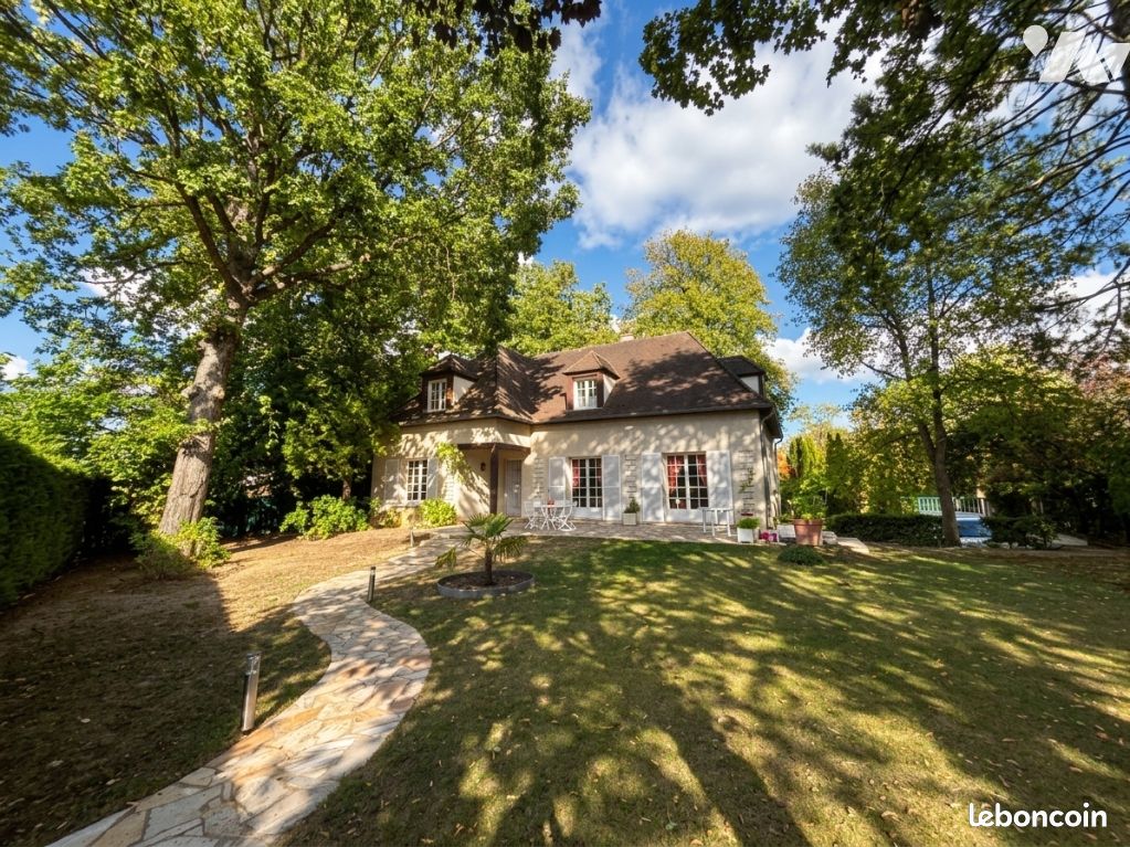 Maison 6 pièces 173 m² · à La Celle-Saint-Cloud · 173 m² · 1 198 000 €