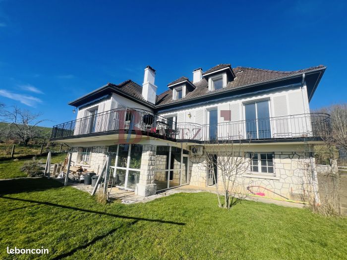 Maison 6 pièces 141 m² · à Tulle · 141 m² · 234 000 €