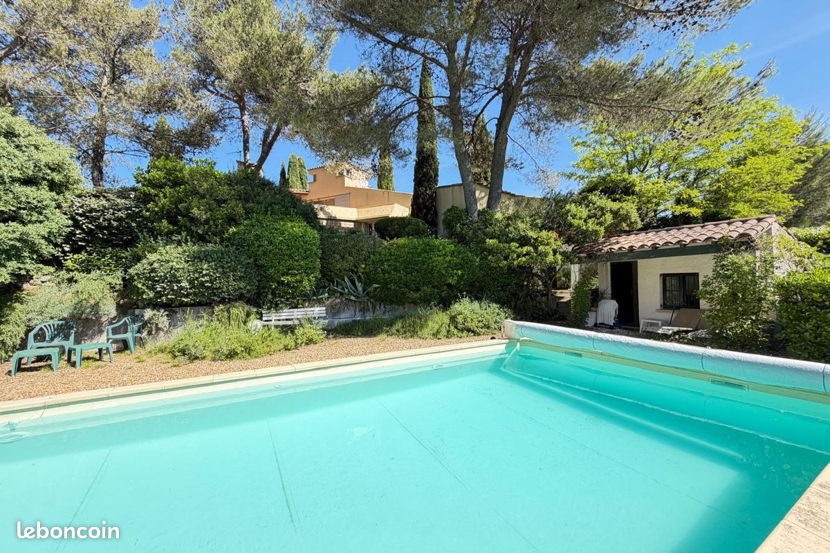 Maison 5 pièces 177 m² · à Saint-Clément-de-Rivière · 177 m² · 795 000 €