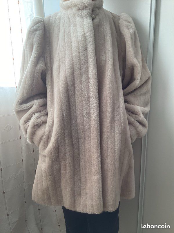 Manteau fourrure femme taille 38 (image 3)