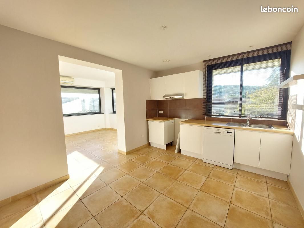 Appartement 4 pièces 80 m² · à Calvisson · 80 m² · 950 €/mois
