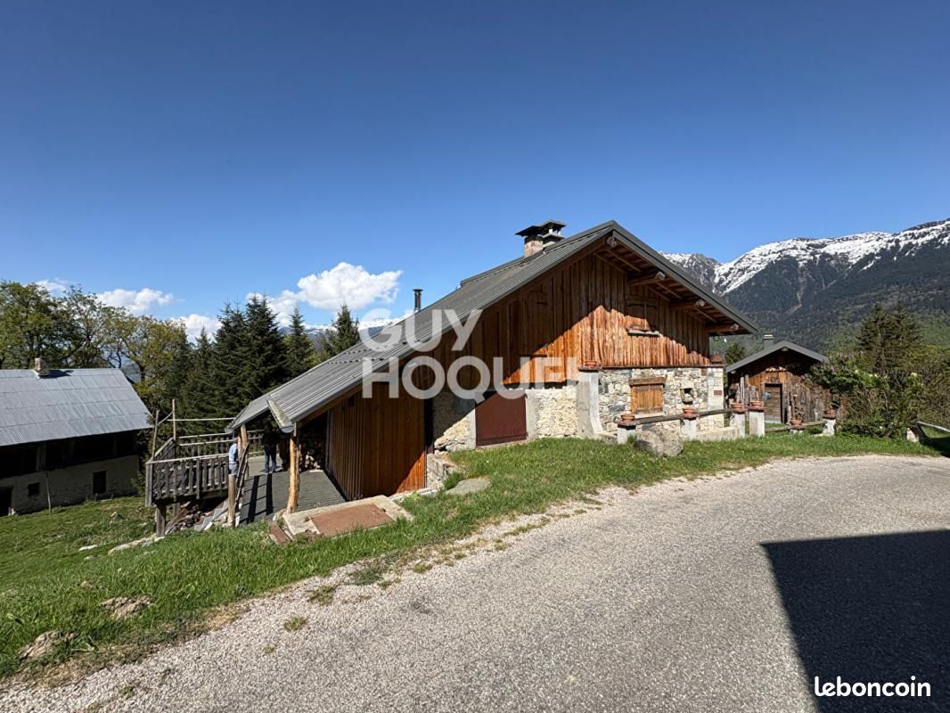 Maison 5 pièces 104 m² · à Rognaix · 104 m² · 155 000 €