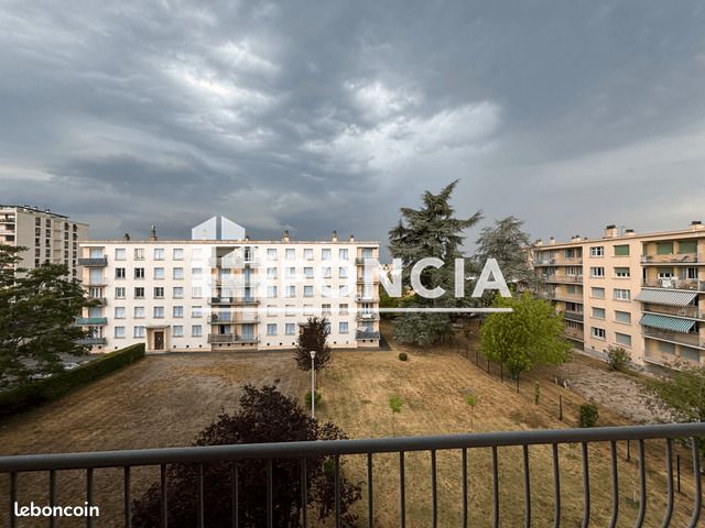 Appartement 2 pièces 40 m² · à Bourgoin-Jallieu · 40 m² · 590 €/mois