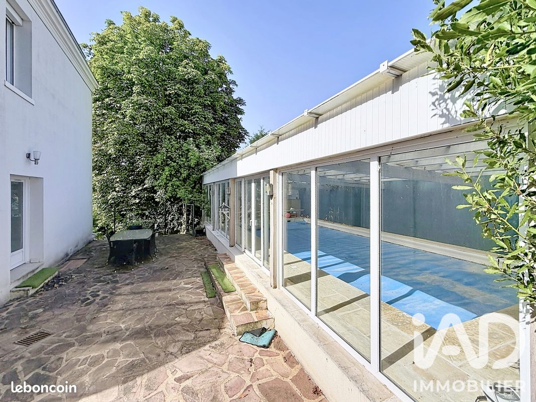 Maison 7 pièces 200 m² · à Chartres · 200 m² · 695 000 €