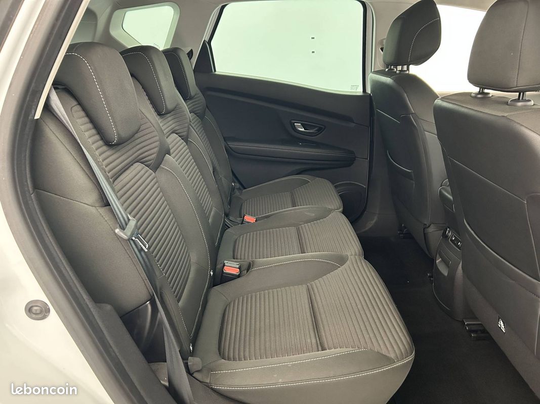 RENAULT Scenic Blue dCi 120 - 21 Business (image 28)