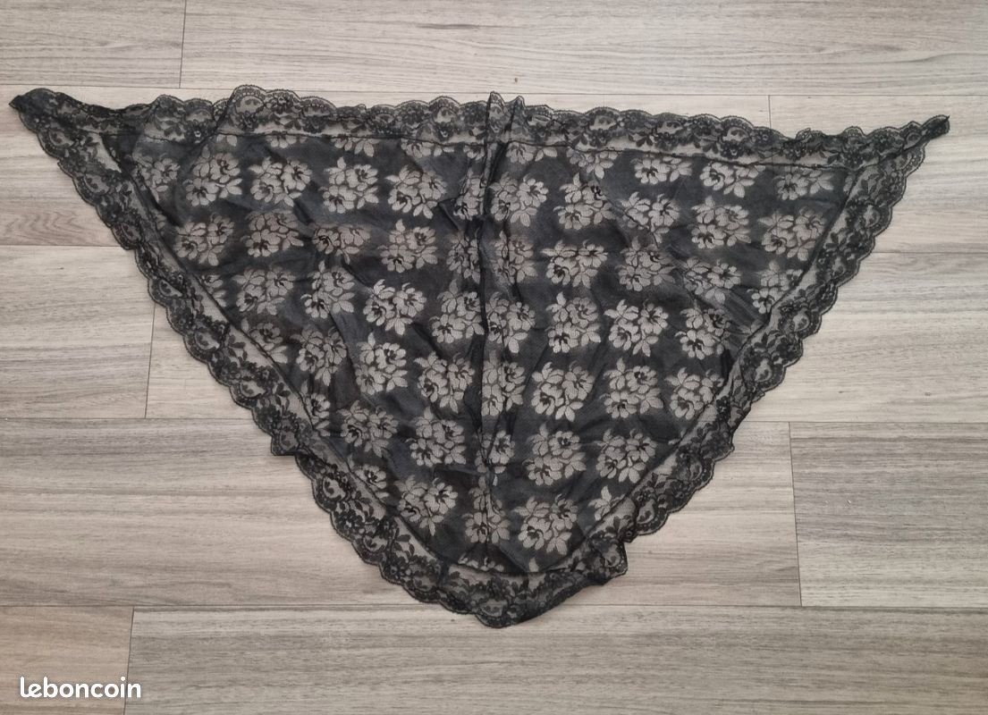 Mantille, foulard dentelle noire (image 3)