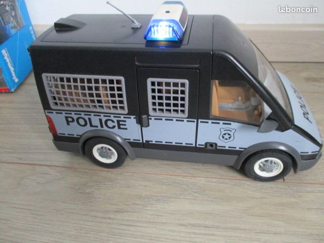 Playmobil 6043 Fourgon de police (image 4)