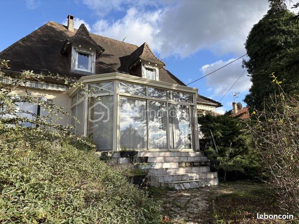 Maison 7 pièces 162 m²