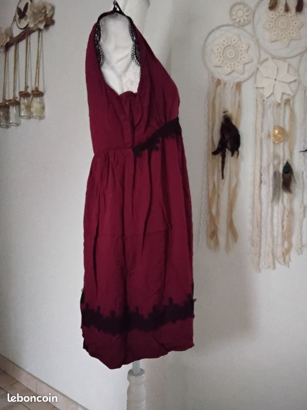 Vêtements Naf Naf Robe Bordeaux ROBE ROUGE BORDEAUX à Manches