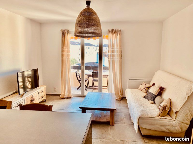 Appartement 2 pièces 50 m² · à Sanary-sur-Mer · 50 m² · 1 130 €/mois