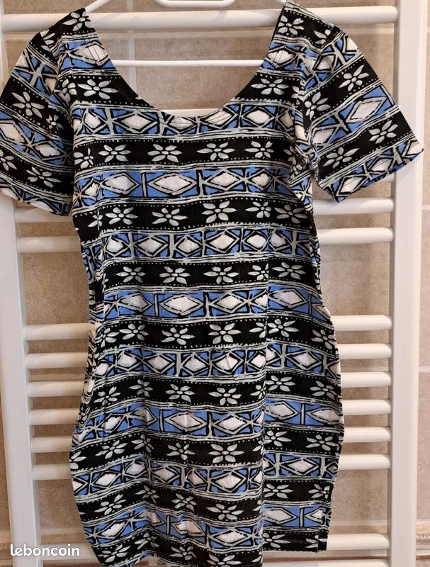 Robe Femme H&M Taille M Longueur Mollet - Occasion Très Bon état Multicolore