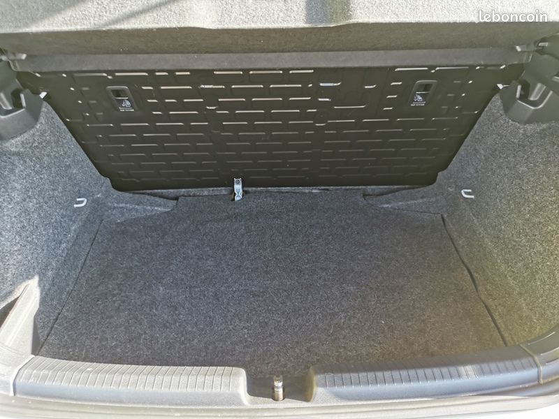 Volkswagen Polo VI Trendline 1.0 65 ch Bluetooth Feux auto Vitre élec (image 8)