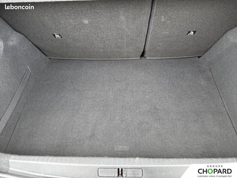 Peugeot 208 PureTech 100 S&S BVM6 Allure (image 8)