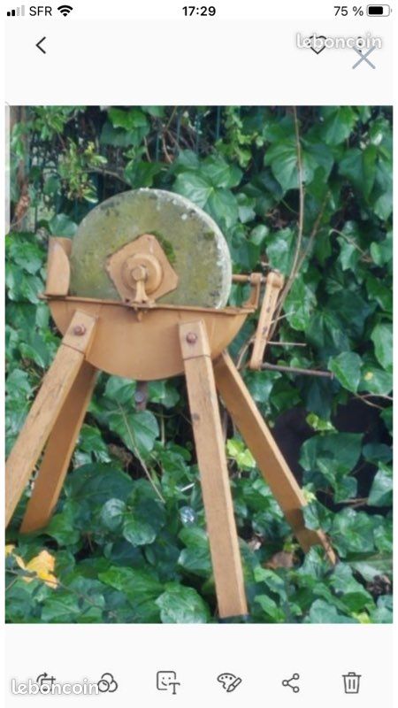 Meule à aiguiser (image 1)