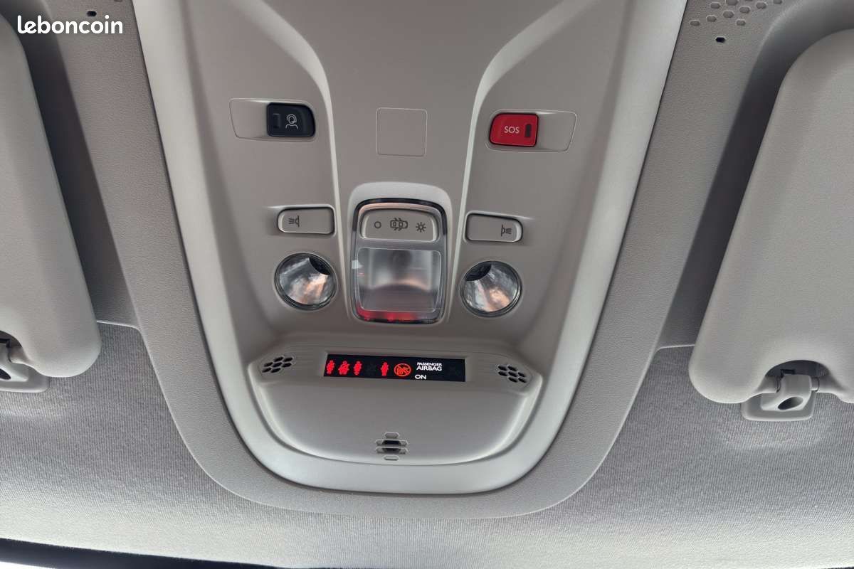 Citroën Berlingo BLUEHDI 130 EAT8 MAX 5PL N1 -13% (image 14)