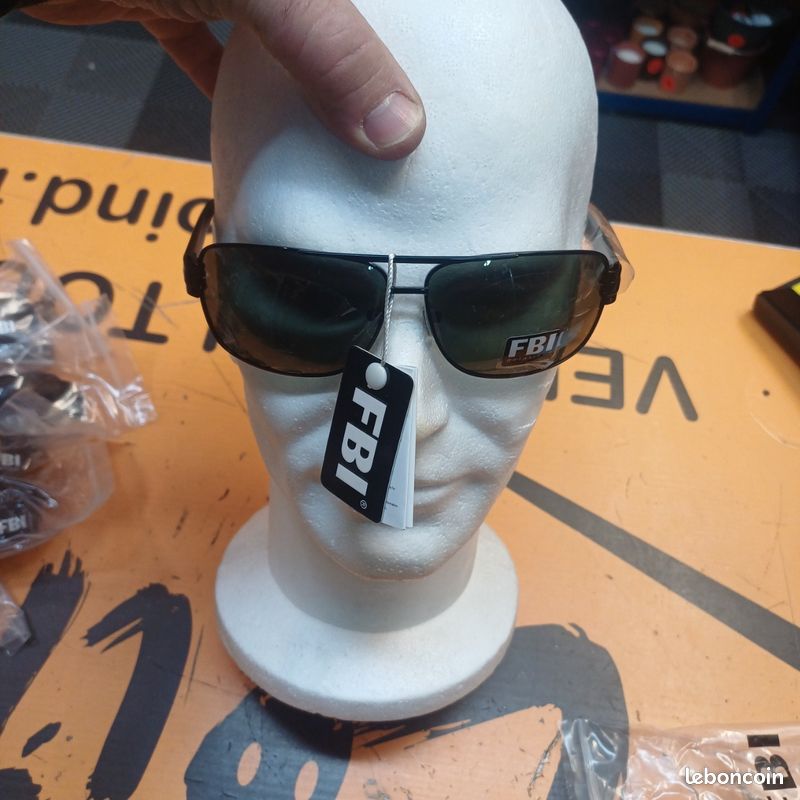 Lunette de soleil homme FBI lun49 Accessoires Bagagerie