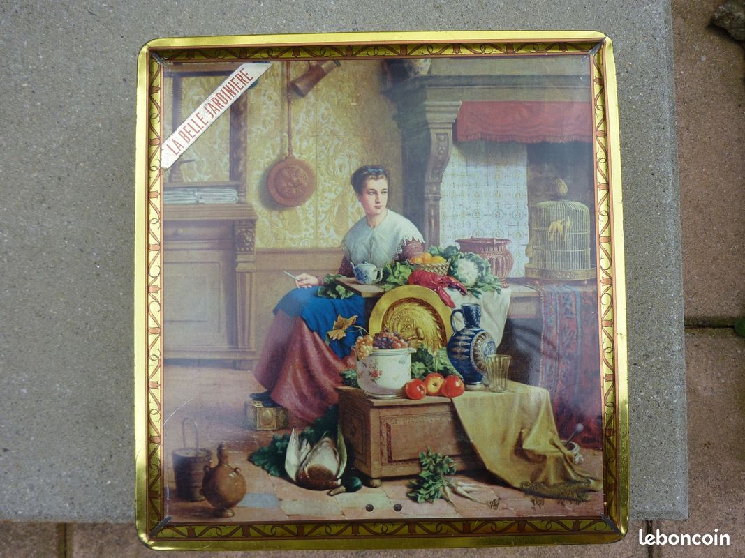 Ancienne boite en métal de la "Belle Jardinière" (image 1)