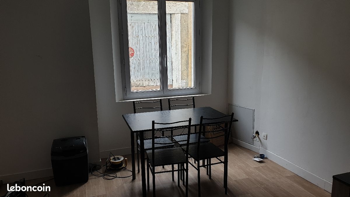 Meuble T3 centre ville Airvault - Airvault 79600 (image principale 2)