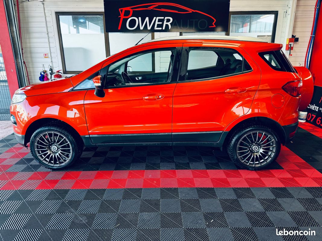 Ford EcoSport 150135 KMS - Voitures