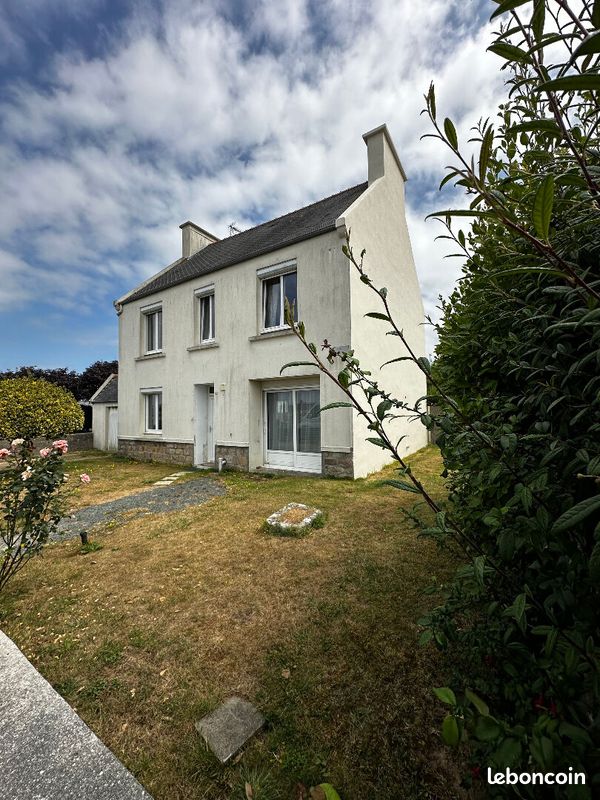 Maison 5 pièces 105 m² · à Ploudalmézeau · 105 m² · 252 000 €