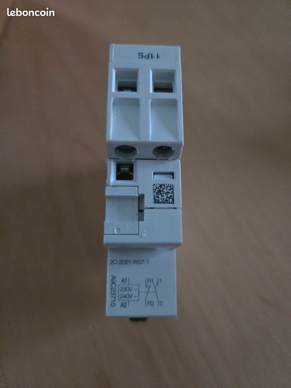 Contacteur SCHNEIDER 16A - Neuf (image 4)