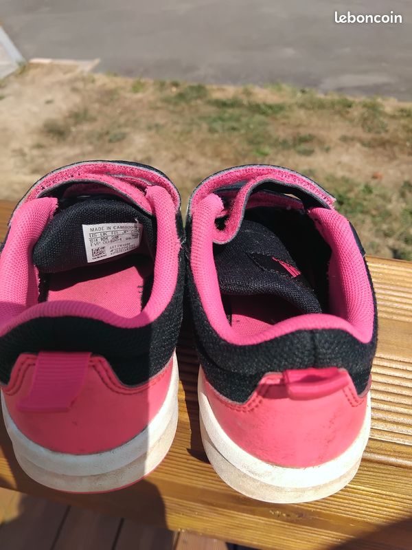 Baskets Adidas fille Pointure 28 (image 2)