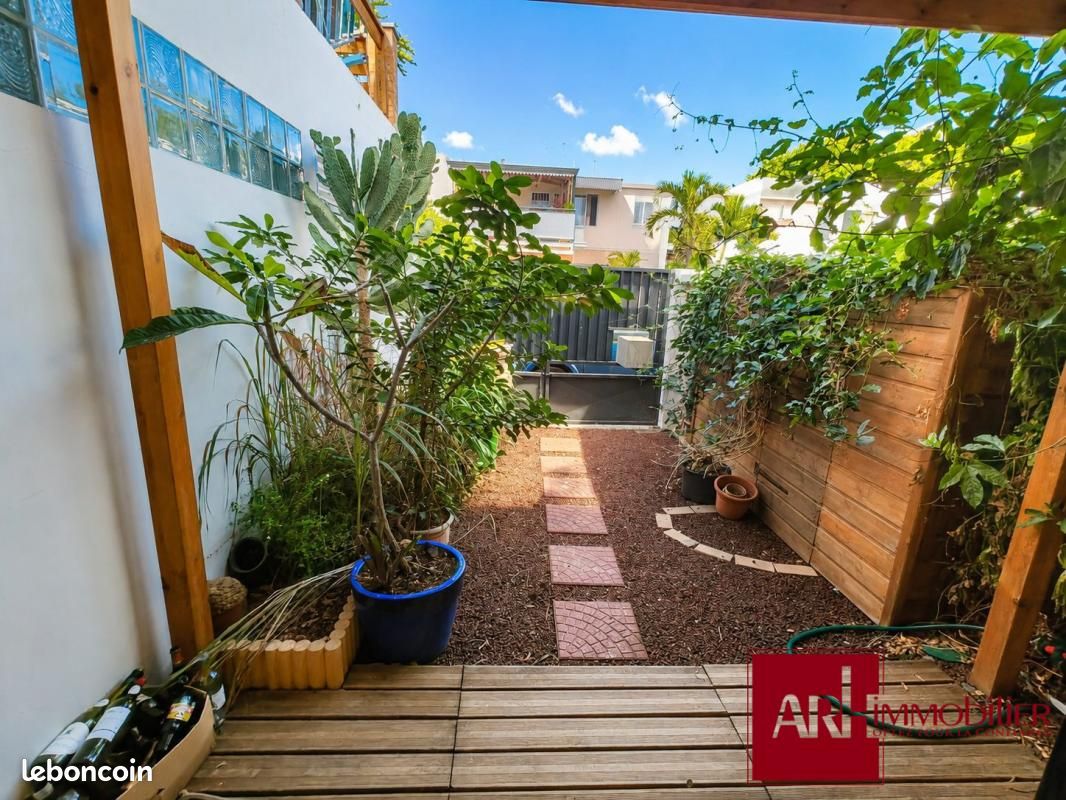 Maison 5 pièces 96 m² · à Saint-Pierre · 96 m² · 324 800 €