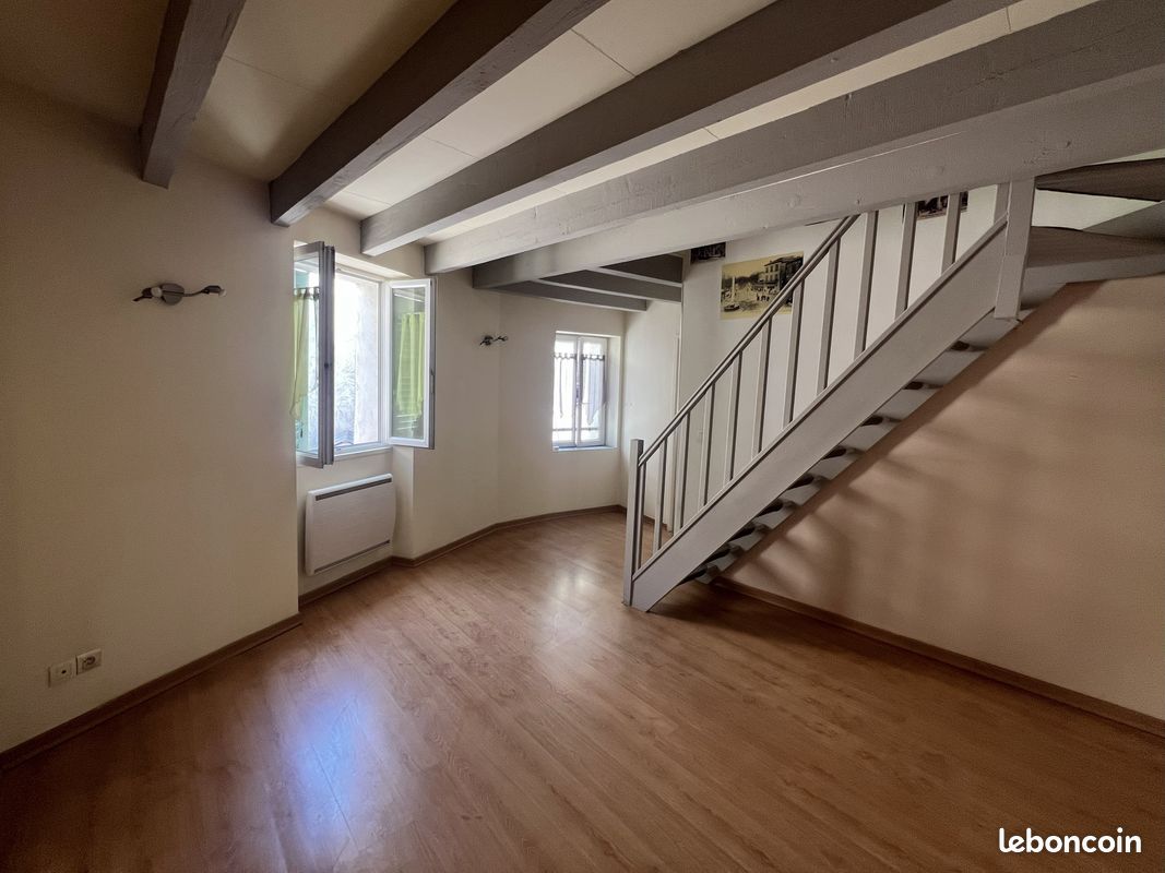 Appartement 3 pièces 53 m² · à Aubagne · 53 m² · 810 €/mois