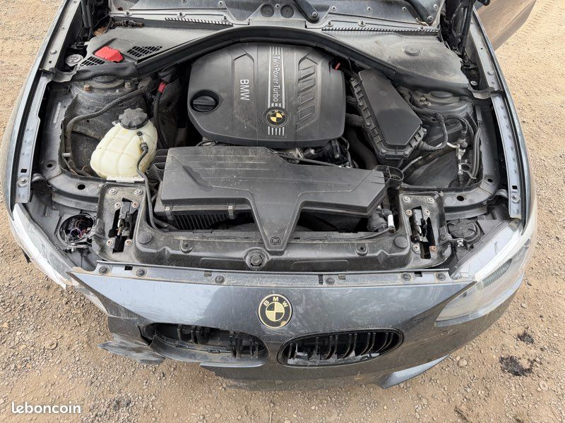 BMW 114d accidenté (image 5)