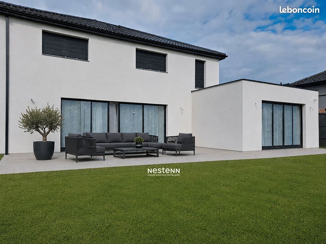 Maison 6 pièces 230 m² · à Flines-lez-Raches · 230 m² · 439 000 €