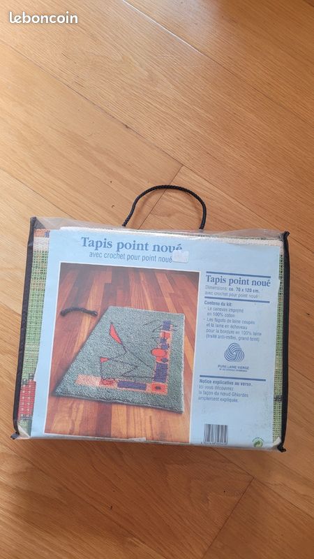 Tapis fait main point noué PINGOUIN - Décoration