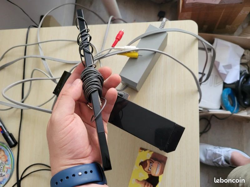 Console wii noire avec cables et sensor barre (image 5)