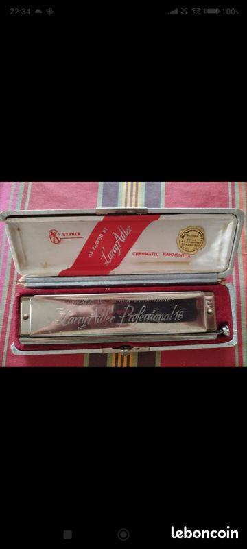 Chromatic Harmonica professional 16 played by Larry Hadler (image 1)