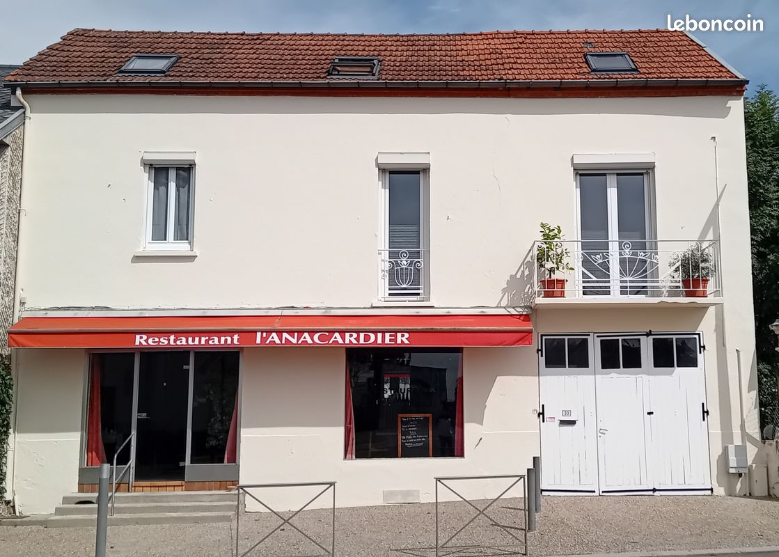 Immeuble bar restaurant (image 1)