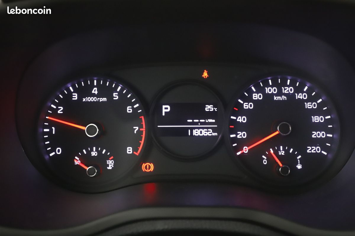 Kia Picanto 1.2 GT Line Auto 84 ch (image 16)