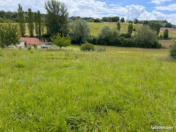 Terrain 1 010 m² Puymirol