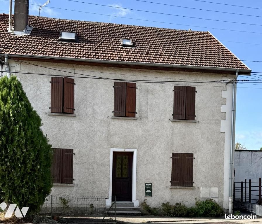 Maison 180 m² · à Dole · 180 m² · 250 000 €