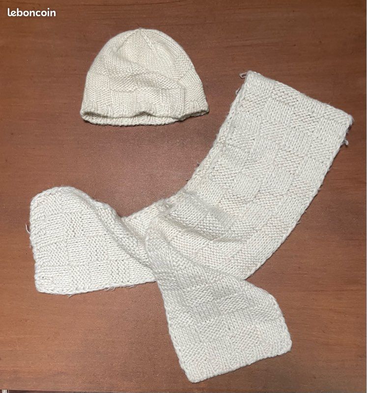 Bonnet et écharpe scandinaves (image 1)