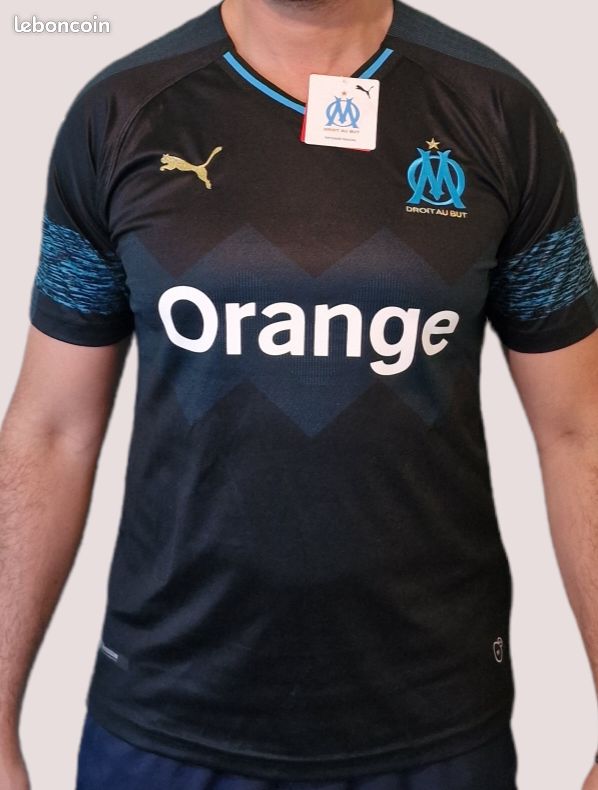 Maillot de Foot OM floqué Balotelli de la marque Puma en taille M