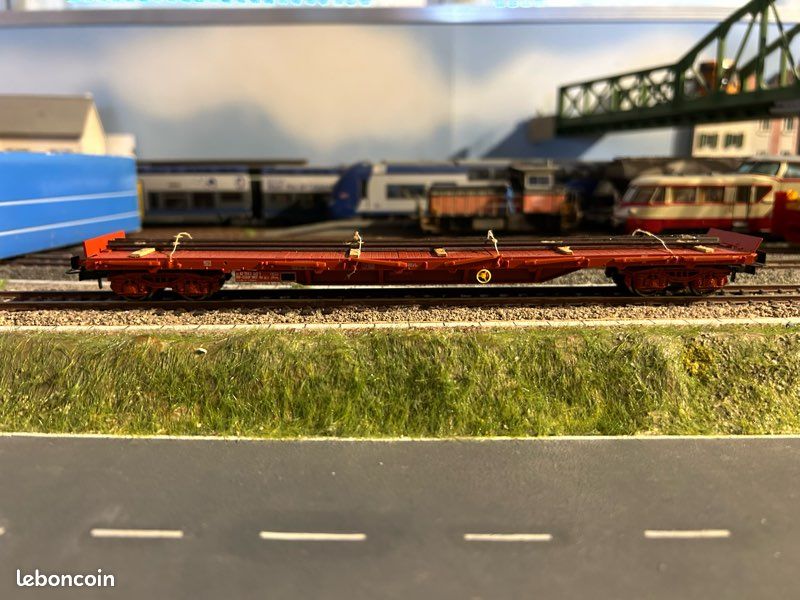 LOT DE 5 Wagons Ho Jouef, Lima, Roco EUR 1,00 - FR LOT DE 5 Wagons Ho Jouef, Lima, Roco EUR 1,00 - FR