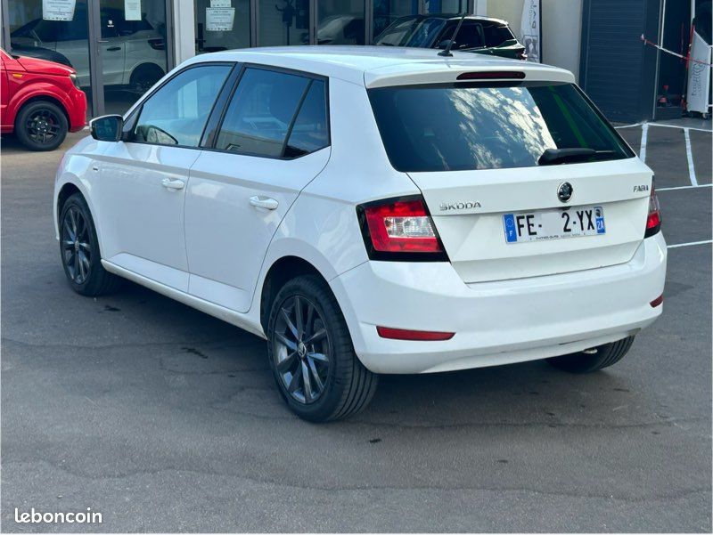 Skoda Fabia III Edition 75 avec faible kilométrage (image 2)