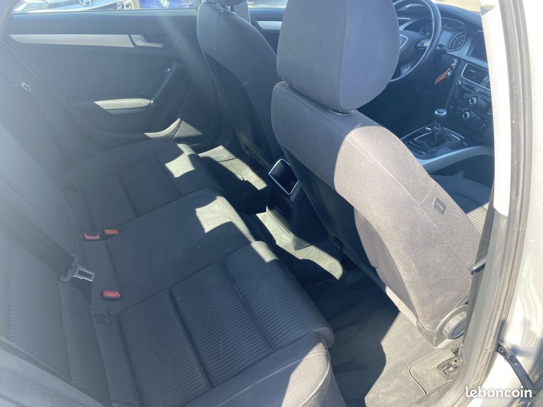 Audi a4 2.0 tdi 150 cv 85 000 km 1ere main 2014 (image 6)
